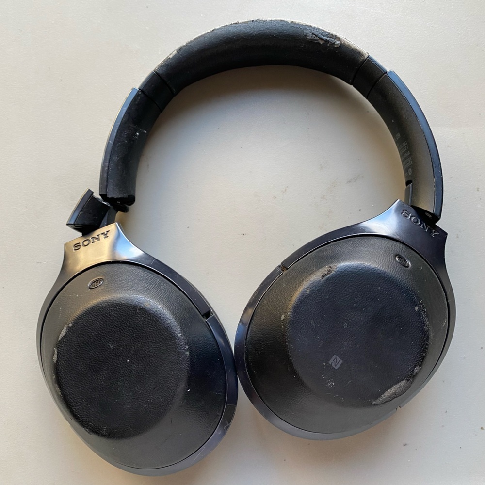 Sony MDR1-1000X Wireless Headphones (Parts/Repair)